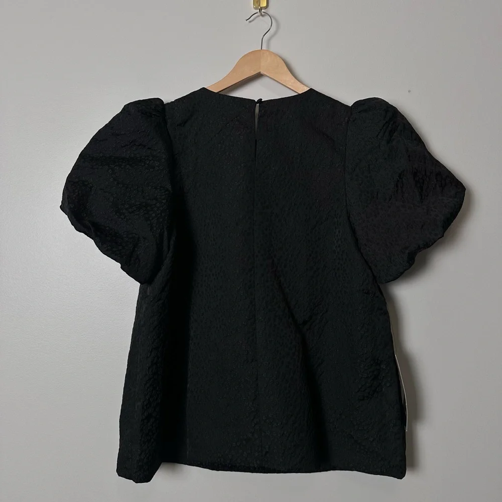POMANDER PLACE Black Jacquard Lyla Blouse